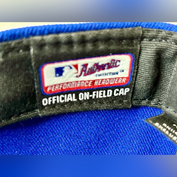 Chicago Cubs 2016 World Series Edition On the Field 59FIFTY Cap - Picture 6 of 8